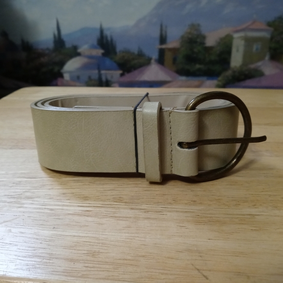 🍉🍒Wallflower Classic Lady Belt 🆕 Size 13. - Picture 10 of 10